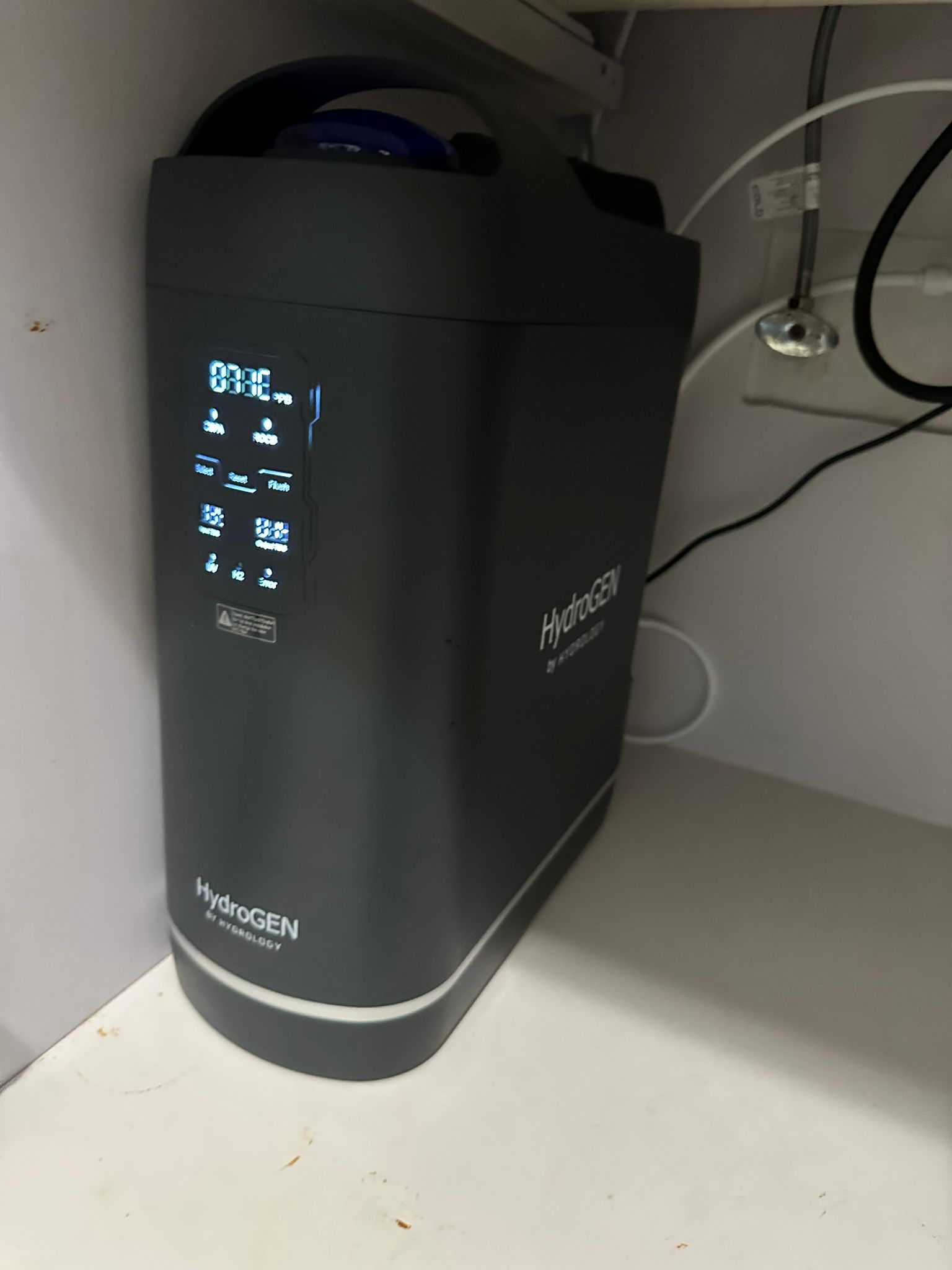 HydroGEN instalado en gabinete